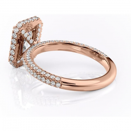 Inel de logodnă Nerina din aur Rose 14kt cu moissanite tăietură radiantă – Halo rafinată pentru profil înalt | Personalizează și configurează gratuit online [4]