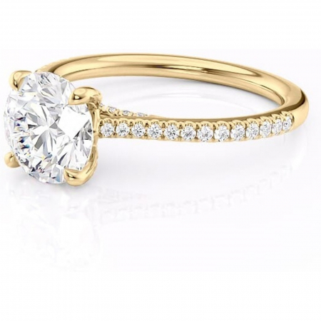 Inel de logodnă Noa din aur Galben 14kt cu moissanite tăietură rotundă – Montură pavé rafinată pentru profil înalt | Personalizează și configurează gratuit online [6]