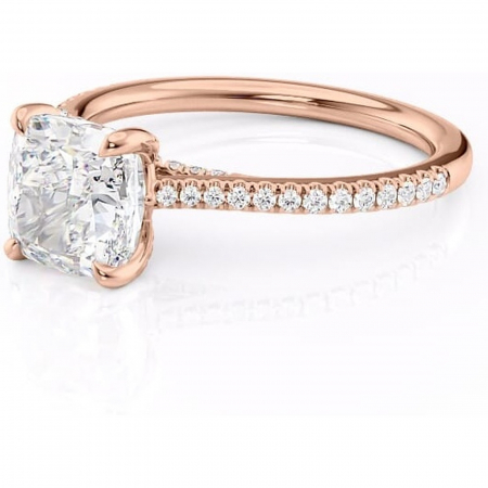 Inel de logodnă Noa din aur Rose 18kt cu moissanite tăietură pernă – Montură pavé rafinată pentru profil înalt | Personalizează și configurează gratuit online [6]