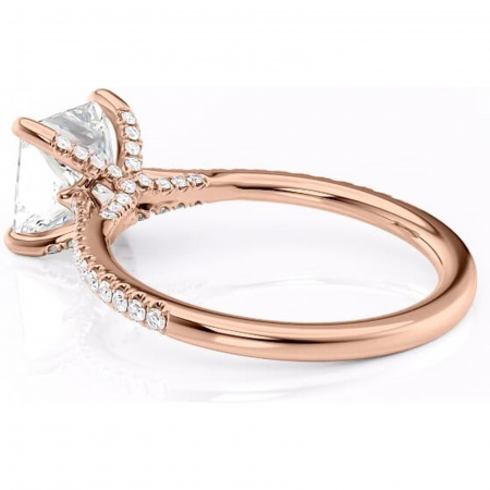 Inel de logodnă Noa din aur Rose 14kt cu moissanite tăietură princess – Montură pavé rafinată pentru profil înalt | Personalizează și configurează gratuit online [4]