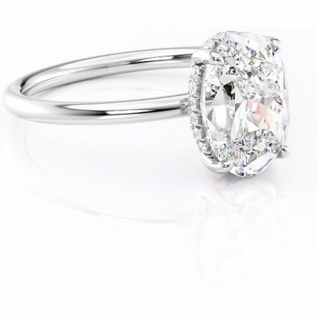 Ovală - Inel de logodnă Nyla din aur Alb 14kt cu moissanite tăietură ovală – Montură Kamellie joasă rafinată pentru profil jos | Personalizează și configurează gratuit online