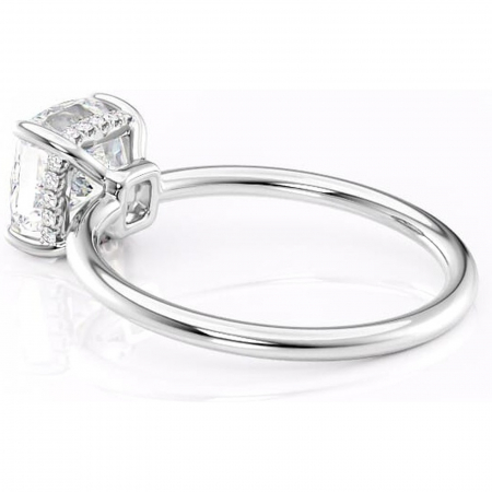 Inel de logodnă Nyla din aur Alb 14kt cu moissanite tăietură pernă – Montură Kamellie joasă rafinată pentru profil jos | Personalizează și configurează gratuit online [4]