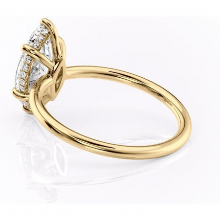 Inel de logodnă Nyla din aur Galben 14kt cu moissanite tăietură marquise – Montură Kamellie joasă rafinată pentru profil jos | Personalizează și configurează gratuit online [4]