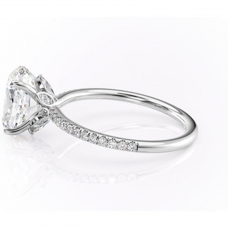 Inel de logodnă Onyxia din aur Alb 14kt cu moissanite tăietură ovală – Montură pavé rafinată pentru profil înalt | Personalizează și configurează gratuit online [5]