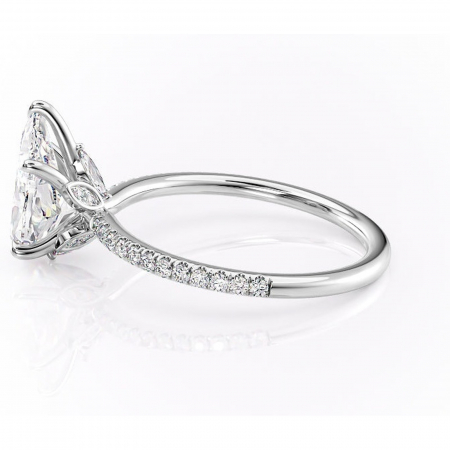 Inel de logodnă Onyxia din aur Alb 14kt cu moissanite tăietură pară – Montură pavé rafinată pentru profil înalt | Personalizează și configurează gratuit online [5]