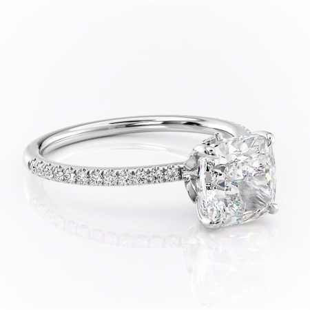 Pernă - Inel de logodnă Onyxia din aur Alb 14kt cu moissanite tăietură pernă – Montură pavé rafinată pentru profil înalt | Personalizează și configurează gratuit online