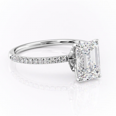 Smarald - Inel de logodnă Onyxia din aur Alb 14kt cu moissanite tăietură smarald – Montură pavé rafinată pentru profil înalt | Personalizează și configurează gratuit online