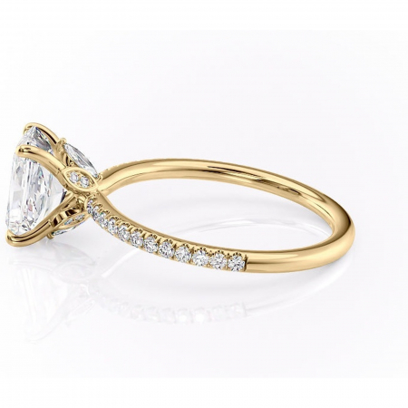 Inel de logodnă Onyxia din aur Galben 14kt cu moissanite tăietură radiantă – Montură pavé rafinată pentru profil înalt | Personalizează și configurează gratuit online [5]