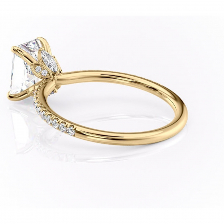 Inel de logodnă Onyxia din aur Galben 14kt cu moissanite tăietură radiantă – Montură pavé rafinată pentru profil înalt | Personalizează și configurează gratuit online [4]