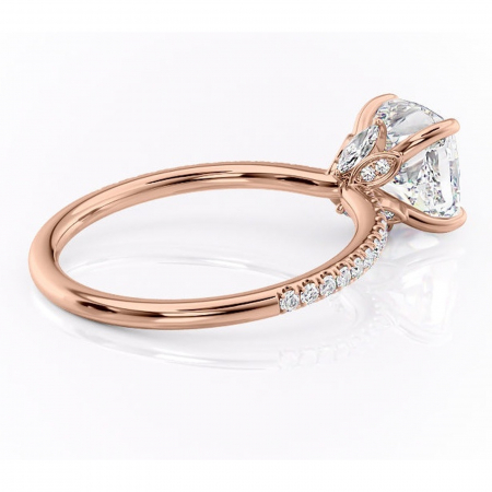 Inel de logodnă Onyxia din aur Rose 14kt cu moissanite tăietură pernă – Montură pavé rafinată pentru profil înalt | Personalizează și configurează gratuit online [2]