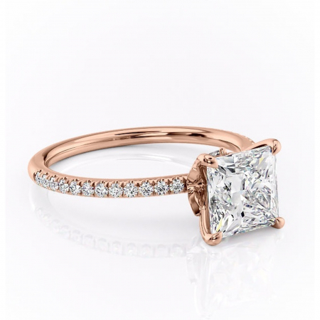 Princess - Inel de logodnă Onyxia din aur Rose 18kt cu moissanite tăietură princess – Montură pavé rafinată pentru profil înalt | Personalizează și configurează gratuit online