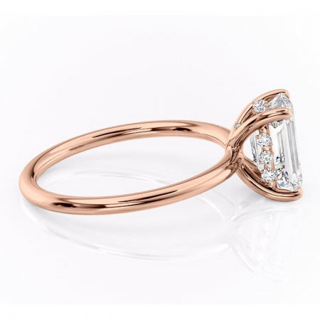 Inel de logodnă Opal din aur Rose 14kt cu moissanite tăietură smarald – Solitar rafinată pentru profil jos | Personalizează și configurează gratuit online [1]