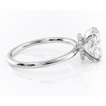 Inel de logodnă Ophelia din aur Alb 14kt cu moissanite tăietură ovală – Solitar rafinată pentru profil înalt | Personalizează și configurează gratuit online [1]