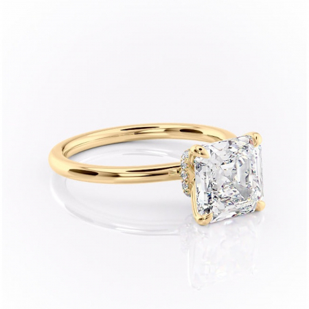 Aur galben - Inel de logodnă Ophelia din aur Galben 18kt cu moissanite tăietură asscher – Solitar rafinată pentru profil înalt | Personalizează și configurează gratuit online