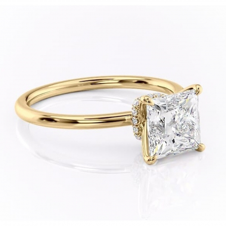 Aur galben - Inel de logodnă Ophelia din aur Galben 18kt cu moissanite tăietură princess – Solitar rafinată pentru profil înalt | Personalizează și configurează gratuit online