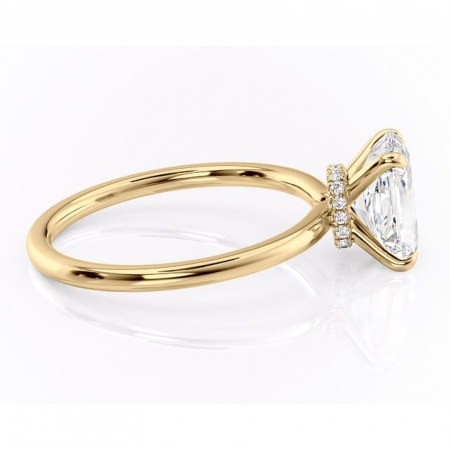 Inel de logodnă Ophelia din aur Galben 18kt cu moissanite tăietură radiantă – Solitar rafinată pentru profil înalt | Personalizează și configurează gratuit online [1]