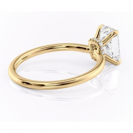 Inel de logodnă Ophelia din aur Galben 18kt cu moissanite tăietură radiantă – Solitar rafinată pentru profil înalt | Personalizează și configurează gratuit online [2]