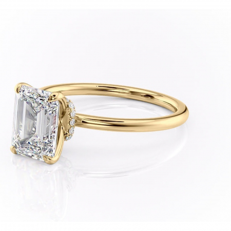 Inel de logodnă Ophelia din aur Galben 14kt cu moissanite tăietură smarald – Solitar rafinată pentru profil înalt | Personalizează și configurează gratuit online [6]