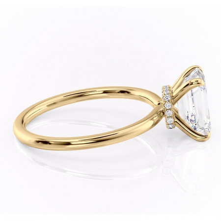 Inel de logodnă Ophelia din aur Galben 14kt cu moissanite tăietură smarald – Solitar rafinată pentru profil înalt | Personalizează și configurează gratuit online [1]