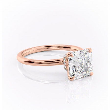 Aur roz - Inel de logodnă Ophelia din aur Rose 18kt cu moissanite tăietură asscher – Solitar rafinată pentru profil înalt | Personalizează și configurează gratuit online