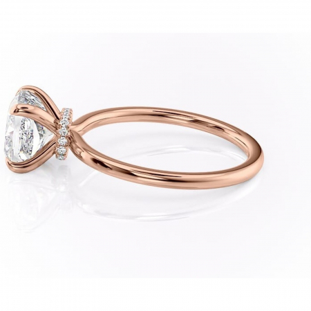 Inel de logodnă Ophelia din aur Rose 18kt cu moissanite tăietură pernă – Solitar rafinată pentru profil înalt | Personalizează și configurează gratuit online [5]