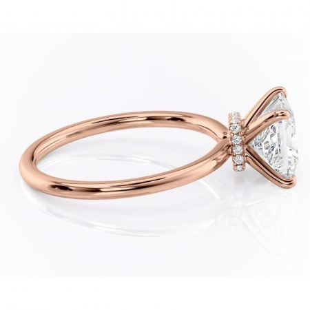 Inel de logodnă Ophelia din aur Rose 18kt cu moissanite tăietură princess – Solitar rafinată pentru profil înalt | Personalizează și configurează gratuit online [1]