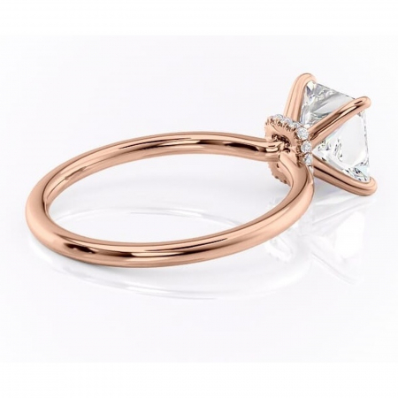 Inel de logodnă Ophelia din aur Rose 18kt cu moissanite tăietură princess – Solitar rafinată pentru profil înalt | Personalizează și configurează gratuit online [2]