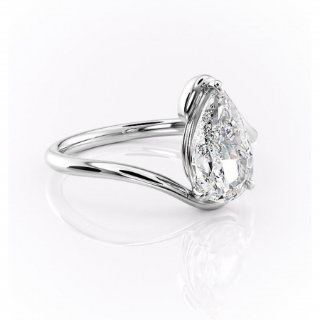 Pară - Inel de logodnă Orielle din aur Alb 14kt cu moissanite tăietură pară – Solitar rafinată pentru profil mediu | Personalizează și configurează gratuit online