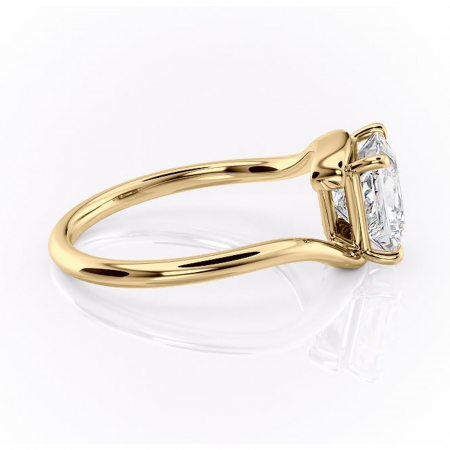 Inel de logodnă Orielle din aur Galben 14kt cu moissanite tăietură princess – Solitar rafinată pentru profil mediu | Personalizează și configurează gratuit online [1]