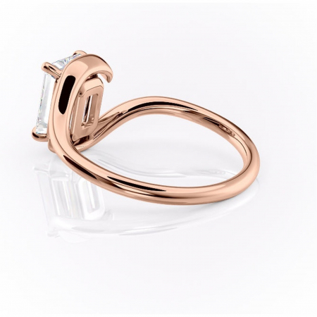 Inel de logodnă Orielle din aur Rose 18kt cu moissanite tăietură smarald – Solitar rafinată pentru profil mediu | Personalizează și configurează gratuit online [4]
