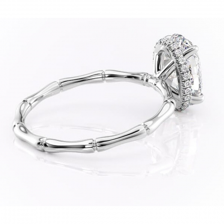 Inel de logodnă Poppy din aur Alb 14kt cu moissanite tăietură ovală – Solitar rafinată pentru profil înalt | Personalizează și configurează gratuit online [2]