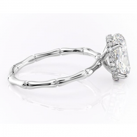 Inel de logodnă Poppy din aur Alb 14kt cu moissanite tăietură ovală – Solitar rafinată pentru profil înalt | Personalizează și configurează gratuit online [1]