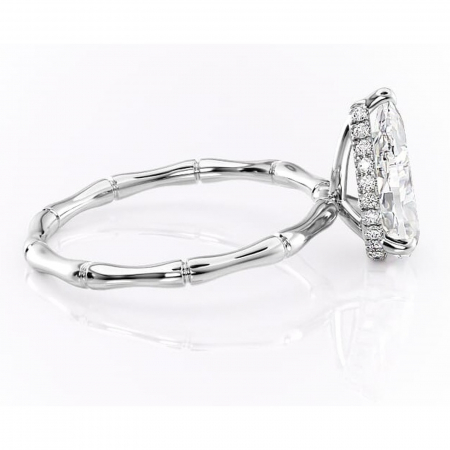 Inel de logodnă Poppy din aur Alb 14kt cu moissanite tăietură pară – Solitar rafinată pentru profil înalt | Personalizează și configurează gratuit online [1]