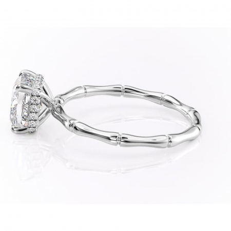 Inel de logodnă Poppy din aur Alb 18kt cu moissanite tăietură pernă – Solitar rafinată pentru profil înalt | Personalizează și configurează gratuit online [5]