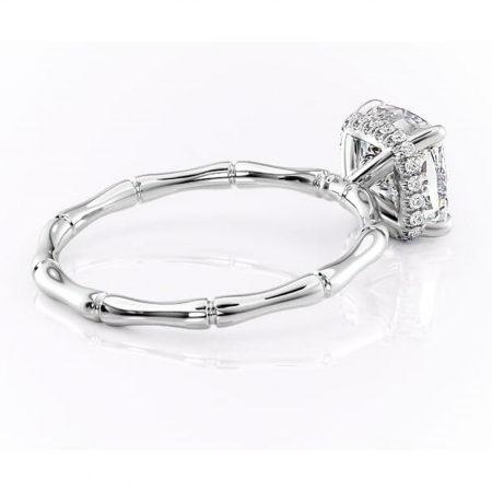 Inel de logodnă Poppy din aur Alb 18kt cu moissanite tăietură pernă – Solitar rafinată pentru profil înalt | Personalizează și configurează gratuit online [2]