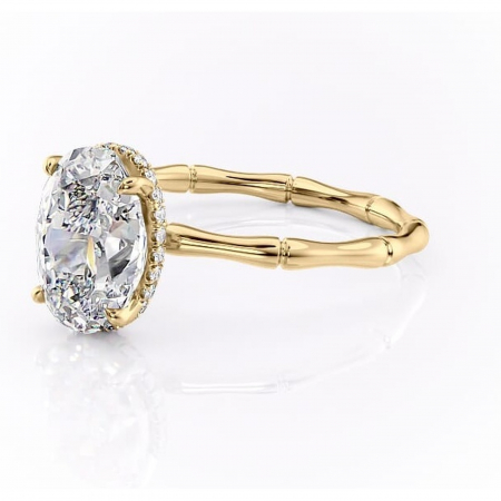 Inel de logodnă Poppy din aur Galben 18kt cu moissanite tăietură ovală – Solitar rafinată pentru profil înalt | Personalizează și configurează gratuit online [6]