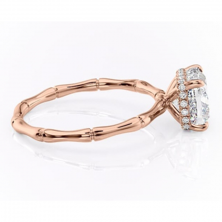 Inel de logodnă Poppy din aur Rose 18kt cu moissanite tăietură pernă – Solitar rafinată pentru profil înalt | Personalizează și configurează gratuit online [1]