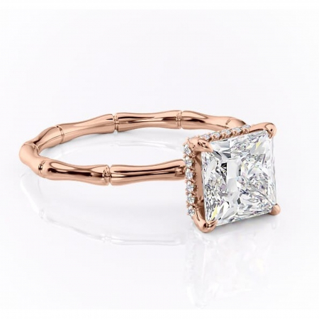 18K - Inel de logodnă Poppy din aur Rose 18kt cu moissanite tăietură princess – Solitar rafinată pentru profil înalt | Personalizează și configurează gratuit online