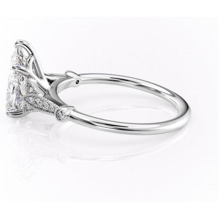 Inel de logodnă Quartzelle din aur Alb 14kt cu moissanite tăietură pară – Pietre laterale rafinată pentru profil înalt | Personalizează și configurează gratuit online [5]