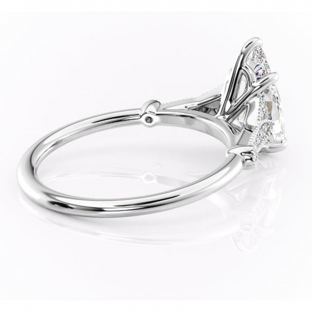 Inel de logodnă Quartzelle din aur Alb 14kt cu moissanite tăietură pară – Pietre laterale rafinată pentru profil înalt | Personalizează și configurează gratuit online [2]