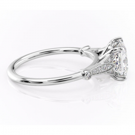 Inel de logodnă Quartzelle din aur Alb 14kt cu moissanite tăietură princess – Pietre laterale rafinată pentru profil înalt | Personalizează și configurează gratuit online [1]