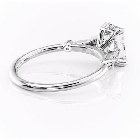 Inel de logodnă Quartzelle din aur Alb 14kt cu moissanite tăietură smarald – Pietre laterale rafinată pentru profil înalt | Personalizează și configurează gratuit online [2]