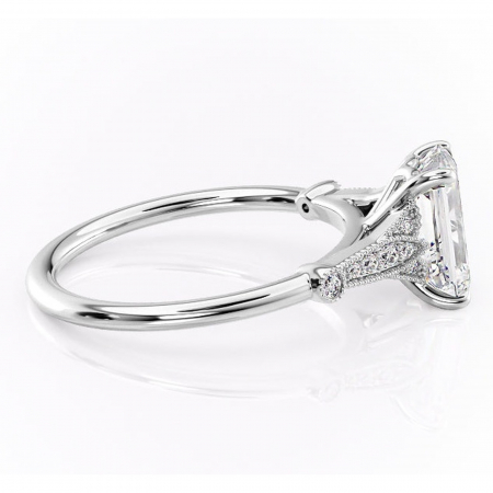 Inel de logodnă Quartzelle din aur Alb 14kt cu moissanite tăietură smarald – Pietre laterale rafinată pentru profil înalt | Personalizează și configurează gratuit online [1]