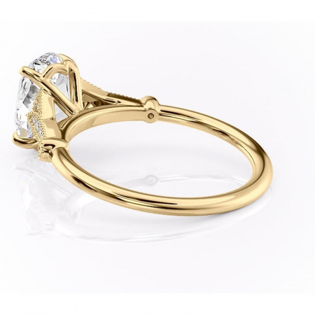 Inel de logodnă Quartzelle din aur Galben 14kt cu moissanite tăietură ovală – Pietre laterale rafinată pentru profil înalt | Personalizează și configurează gratuit online [4]