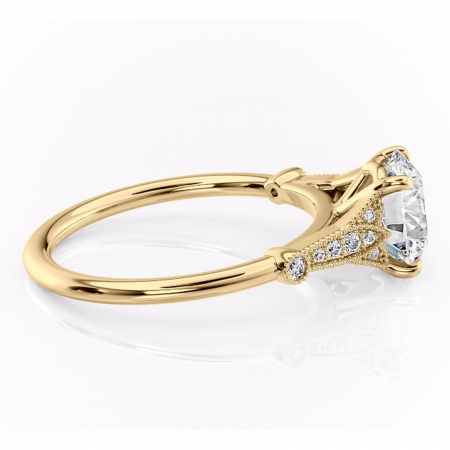 Inel de logodnă Quartzelle din aur Galben 14kt cu moissanite tăietură rotundă – Pietre laterale rafinată pentru profil înalt | Personalizează și configurează gratuit online [1]