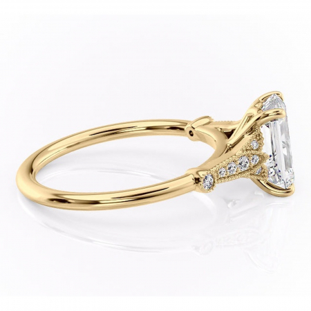 Inel de logodnă Quartzelle din aur Galben 14kt cu moissanite tăietură smarald – Pietre laterale rafinată pentru profil înalt | Personalizează și configurează gratuit online [1]