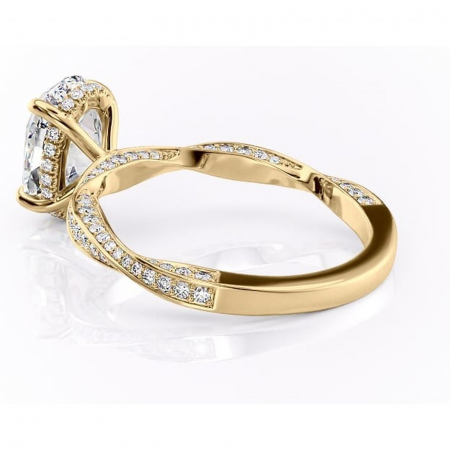 Inel de logodnă Rhea din aur Galben 14kt cu moissanite tăietură ovală – Montură pavé rafinată pentru profil înalt | Personalizează și configurează gratuit online [4]