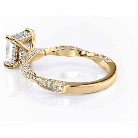 Inel de logodnă Rhea din aur Galben 14kt cu moissanite tăietură princess – Montură pavé rafinată pentru profil înalt | Personalizează și configurează gratuit online [4]