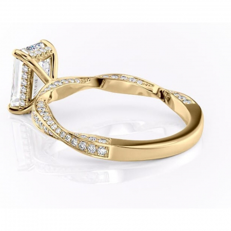 Inel de logodnă Rhea din aur Galben 14kt cu moissanite tăietură smarald – Montură pavé rafinată pentru profil înalt | Personalizează și configurează gratuit online [4]