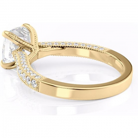 Inel de logodnă Romy din aur Galben 18kt cu moissanite tăietură pernă – Montură pavé rafinată pentru profil înalt | Personalizează și configurează gratuit online [4]